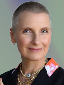 Elizabeth Gilbert sm-min